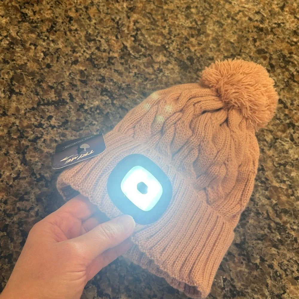 Night‎ Scope Pink Knit Pom-Pom Beanie with built in light for outdoor camping